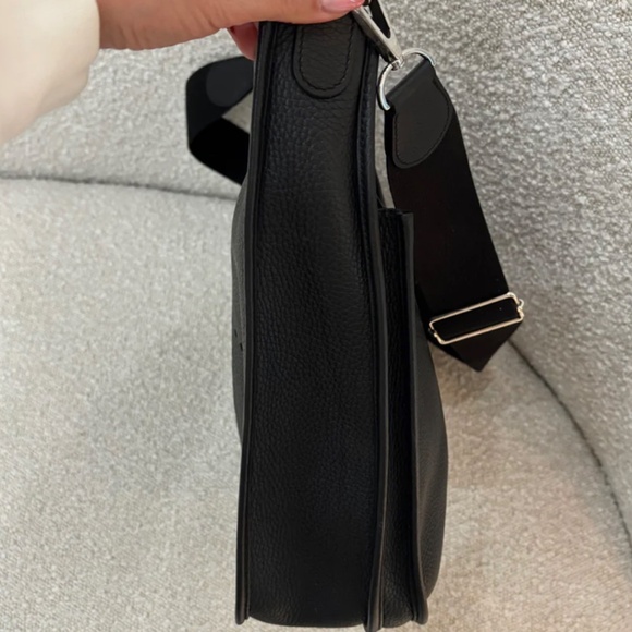 Authentic Pre-Owned Hermes Evelyne GM Black - Picture 3 of 15